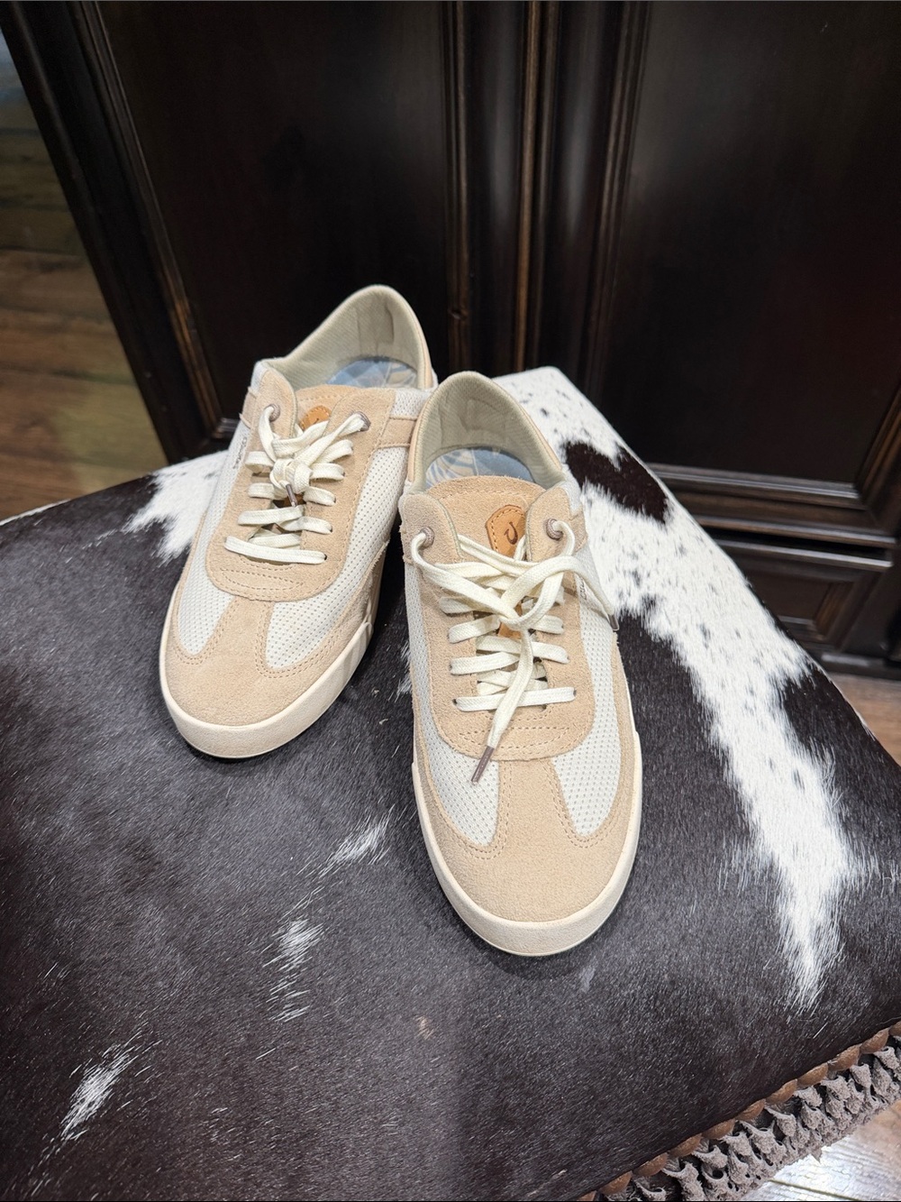 Olukai women’s Casual Suede & Mesh Sneakers in Beige